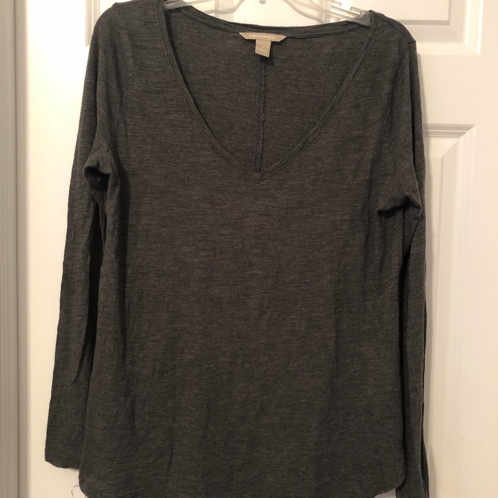 Banana Republic long sleeve tee